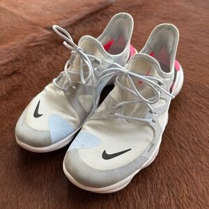 Size 9 Nike Free sneakers